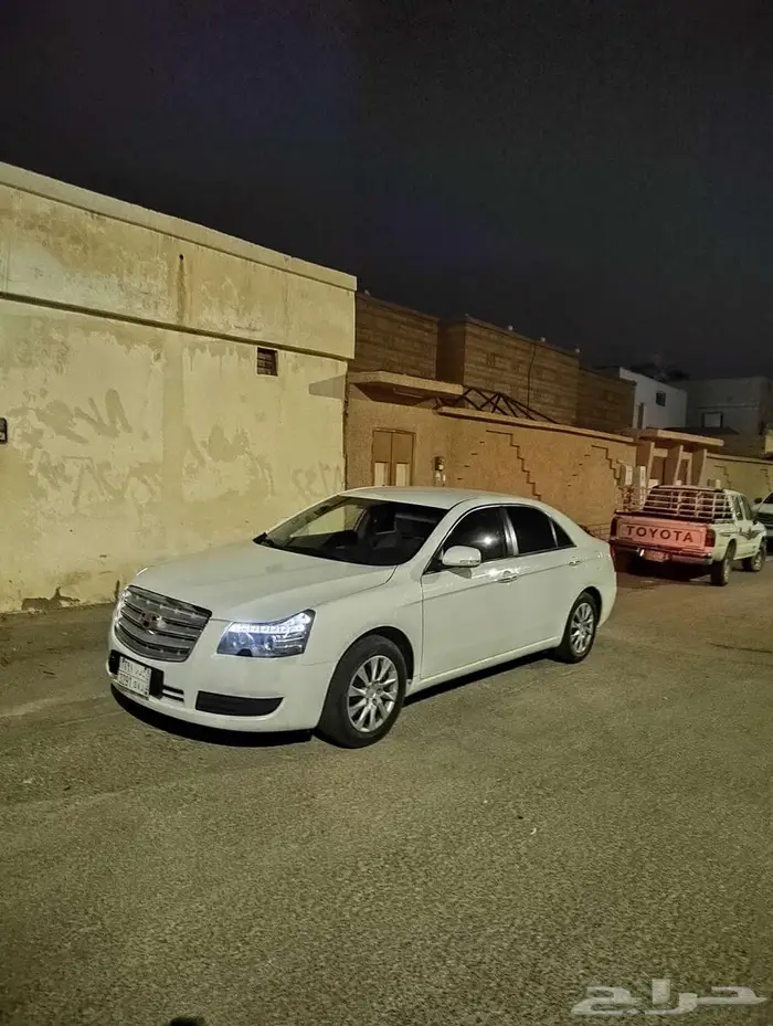 للبيع جيلي 2015 استاندر 0