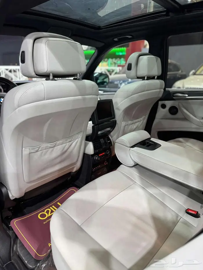 بي إم دبليو X5 M موديل 2010 6