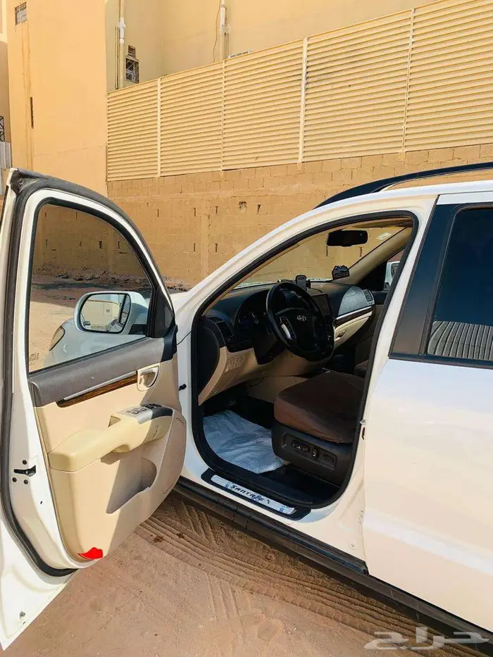 Hyundai SantaFe V6 3.5L 2011 سنتافي هيونداي فل كامل موديل 10