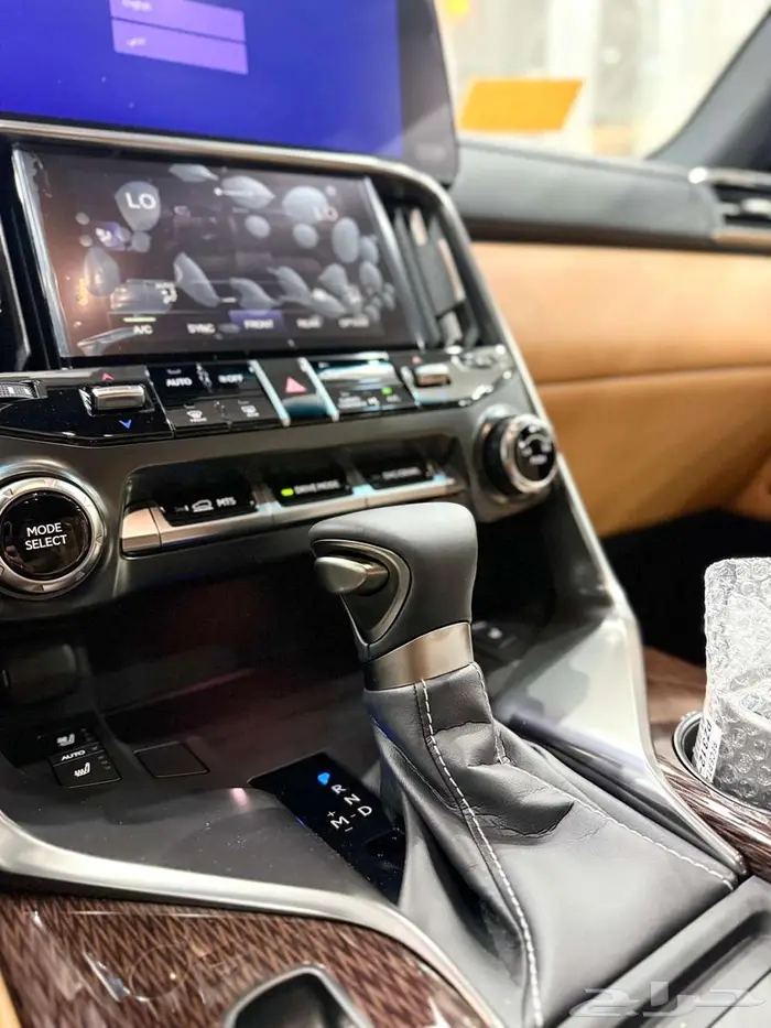 لكزس ( LX 600 BB ) موديل 2025 أقل الأسعار 15