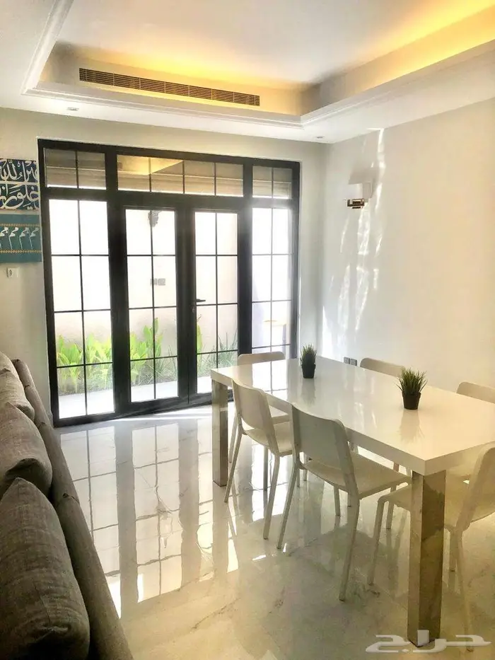 للايجار شقة عوائل موثثة في الرياض حي الملقا   عرض رقم H1329 2