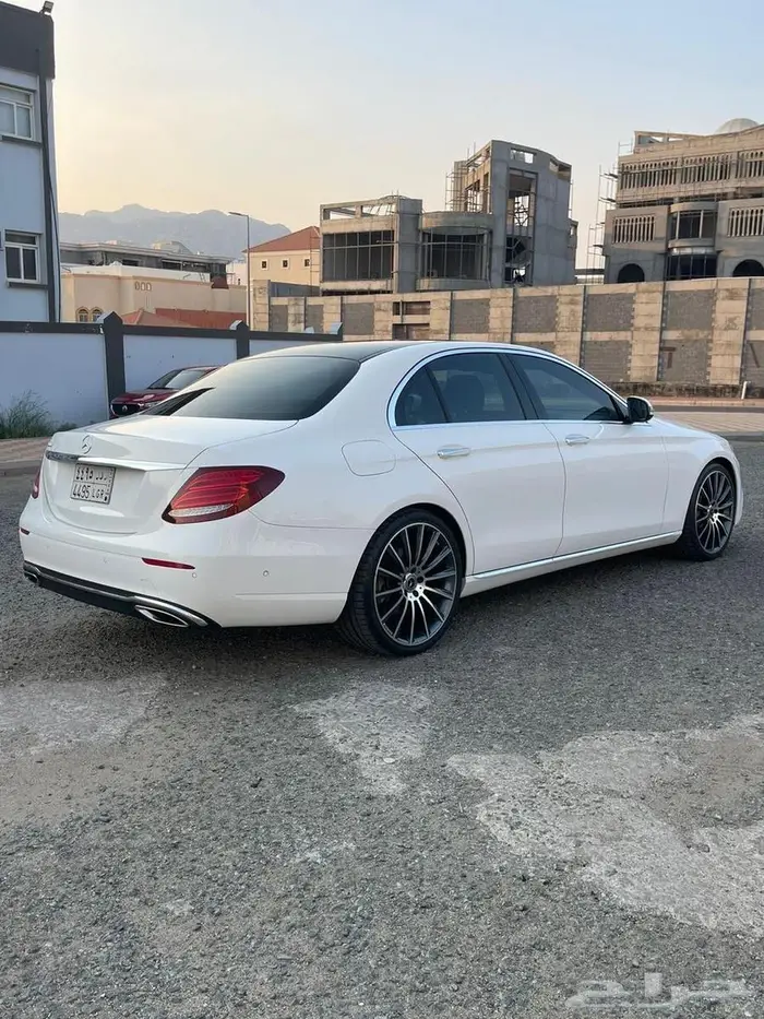 مرسيدس E300 2019 6
