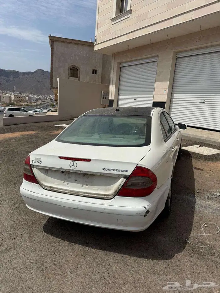 Mercedes-Benz E CLASS بيع تشليح 2009 1