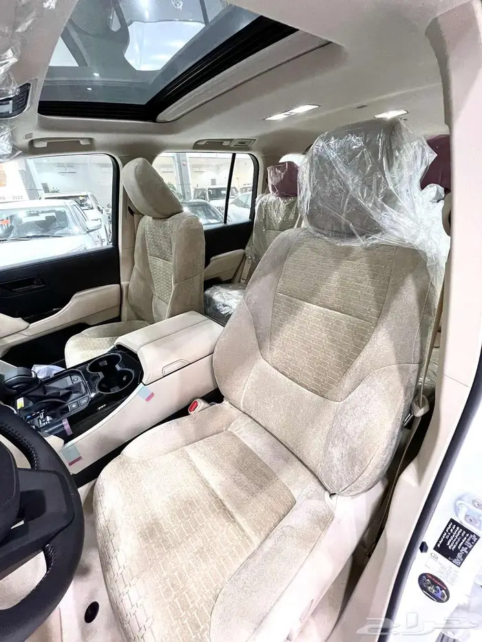 تويوتا لاندكروزر GXR L3 بنزين سعودي 2025 11