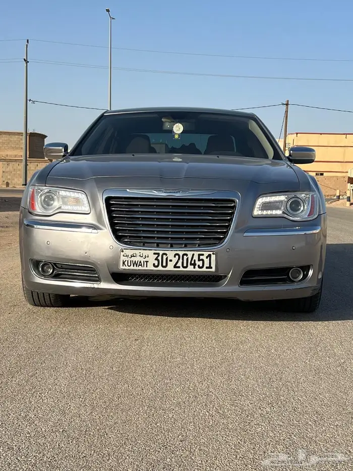 للبيع كرايسلر 2013 4