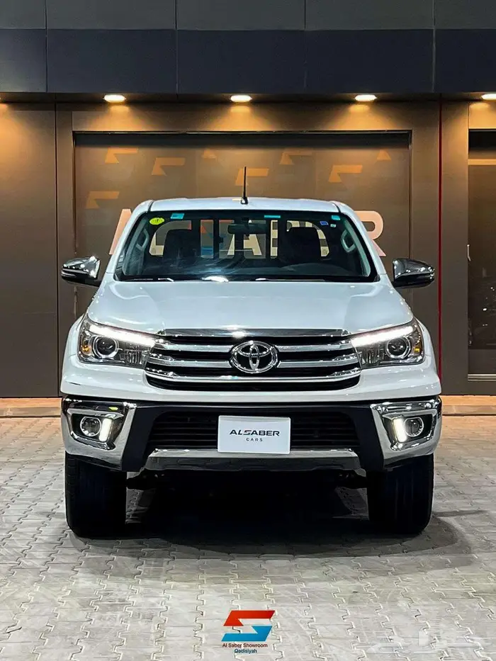 تويوتا هايلوكس 1