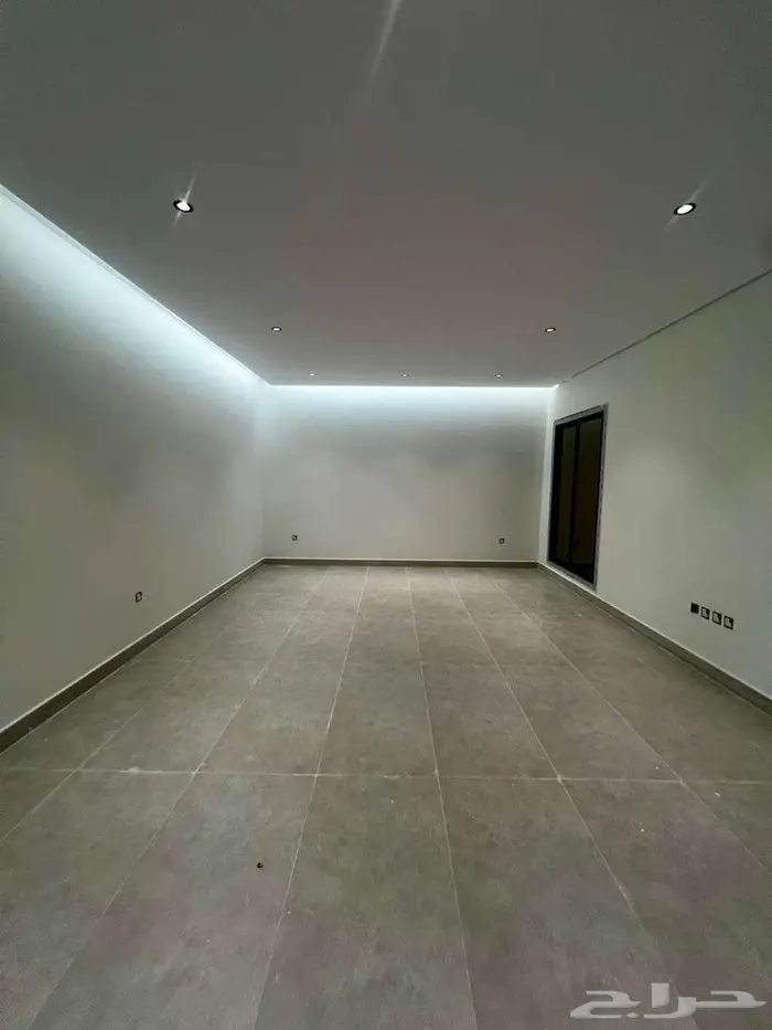 فيلافاخرة للبيع حي الملك فهد 312م فرصه بسعر مميز 7