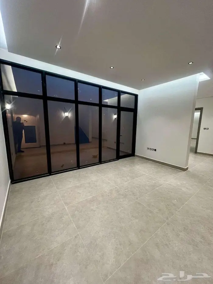 فيلافاخرة للبيع حي الملك فهد 312م فرصه بسعر مميز 4