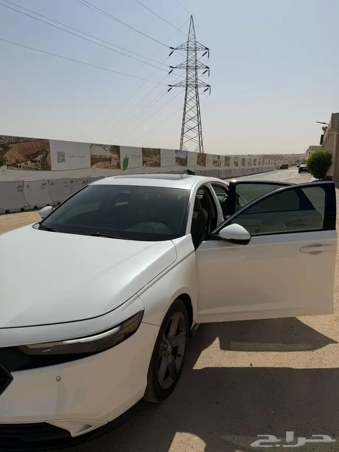 سياره هوندا اكورد موديل 2024 3