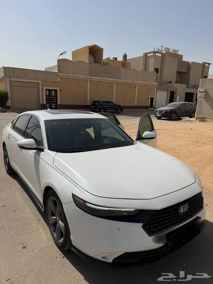 سياره هوندا اكورد موديل 2024 9
