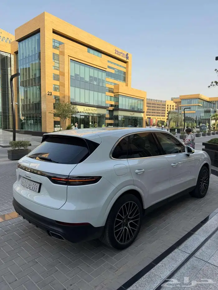 بورش كايين 2018 Porsche Cayenne 2