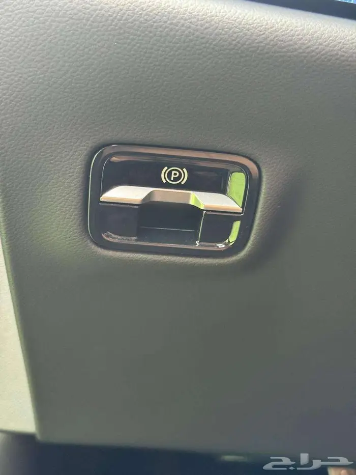 لسرعة البيع 215000 سيارة مرسيدس E200 حالة فوق الممتازة 14