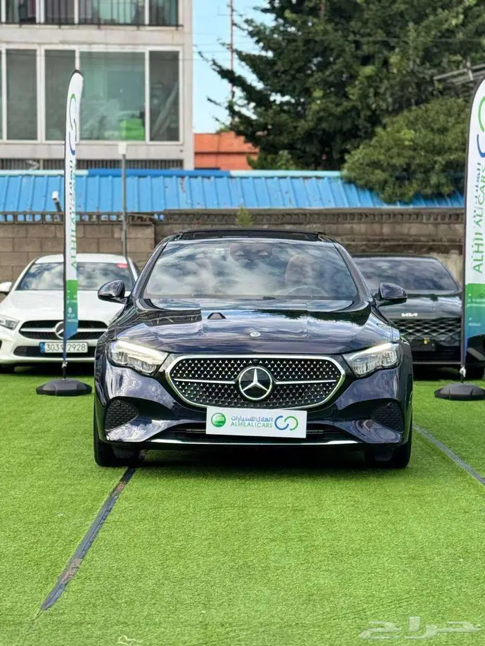 لسرعة البيع 215000 سيارة مرسيدس E200 حالة فوق الممتازة 0