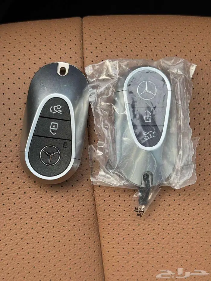 لسرعة البيع 215000 سيارة مرسيدس E200 حالة فوق الممتازة 26