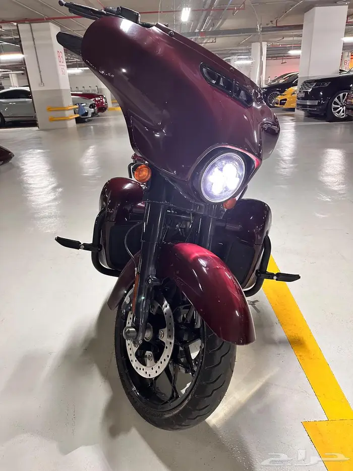 للبيع دباب هارلي ستريت قلايد موديل 2020 Street Glide 2
