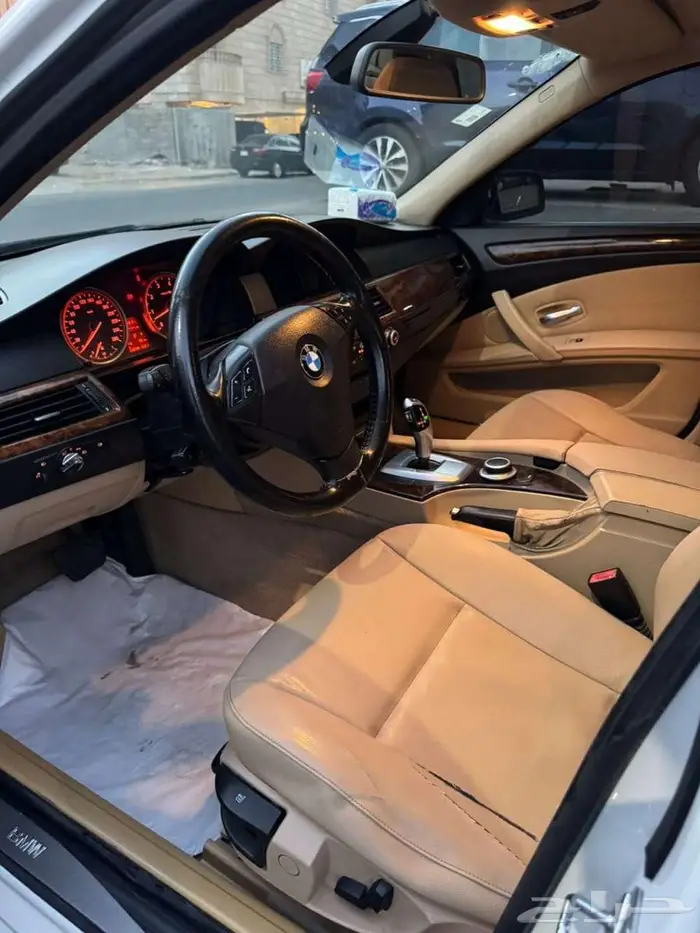 بي ام 523 i موديل 2008 فل كامل 6 سلندر تنفس طبيعي بصمة 6