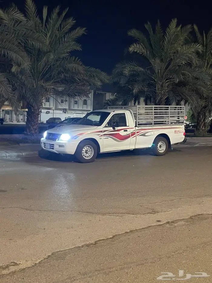 ميتسوبيشي غمارة ديزل صندوق طويل 0