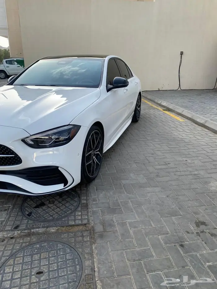 مرسيدس C300 موديل 2022   وارد أمريكا   AMG kit night P 26