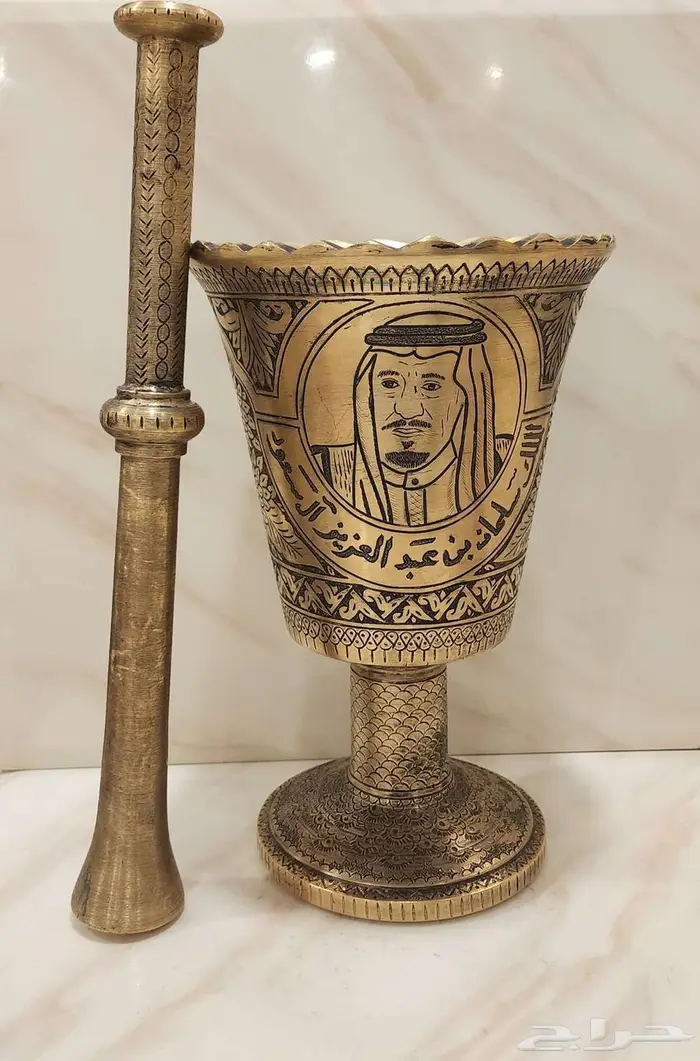 نجر منقوش عليه صوره الملك سلمان بن عبدالعزيز الله يحفظه 5