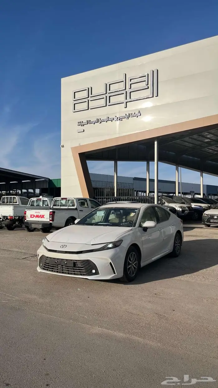 تويوتا كامري E ستاندر 2025 - عروض الأقساط 13