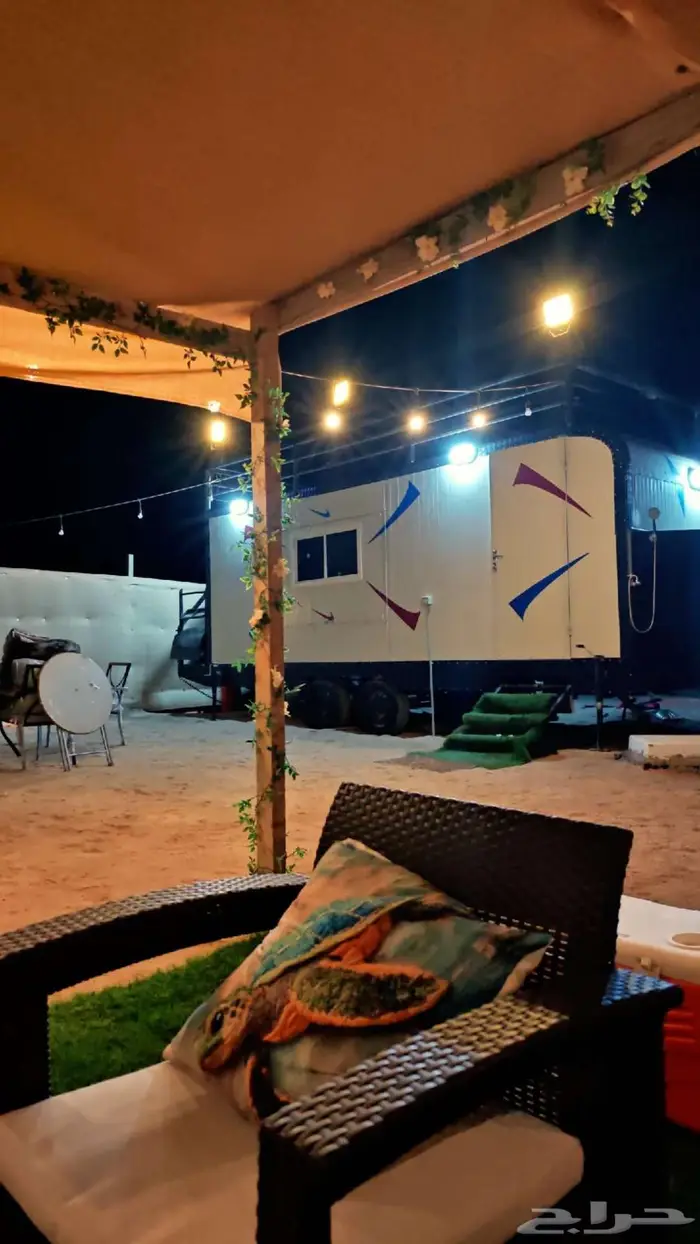 كرفان فندقي فاخر على شاطئ البحر في جدة 9