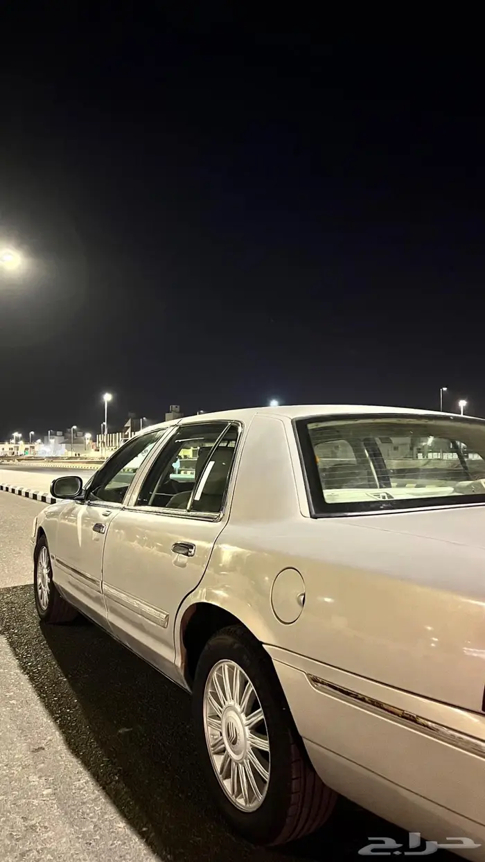فورد ماركيز سعودي 2009 نظيف 7