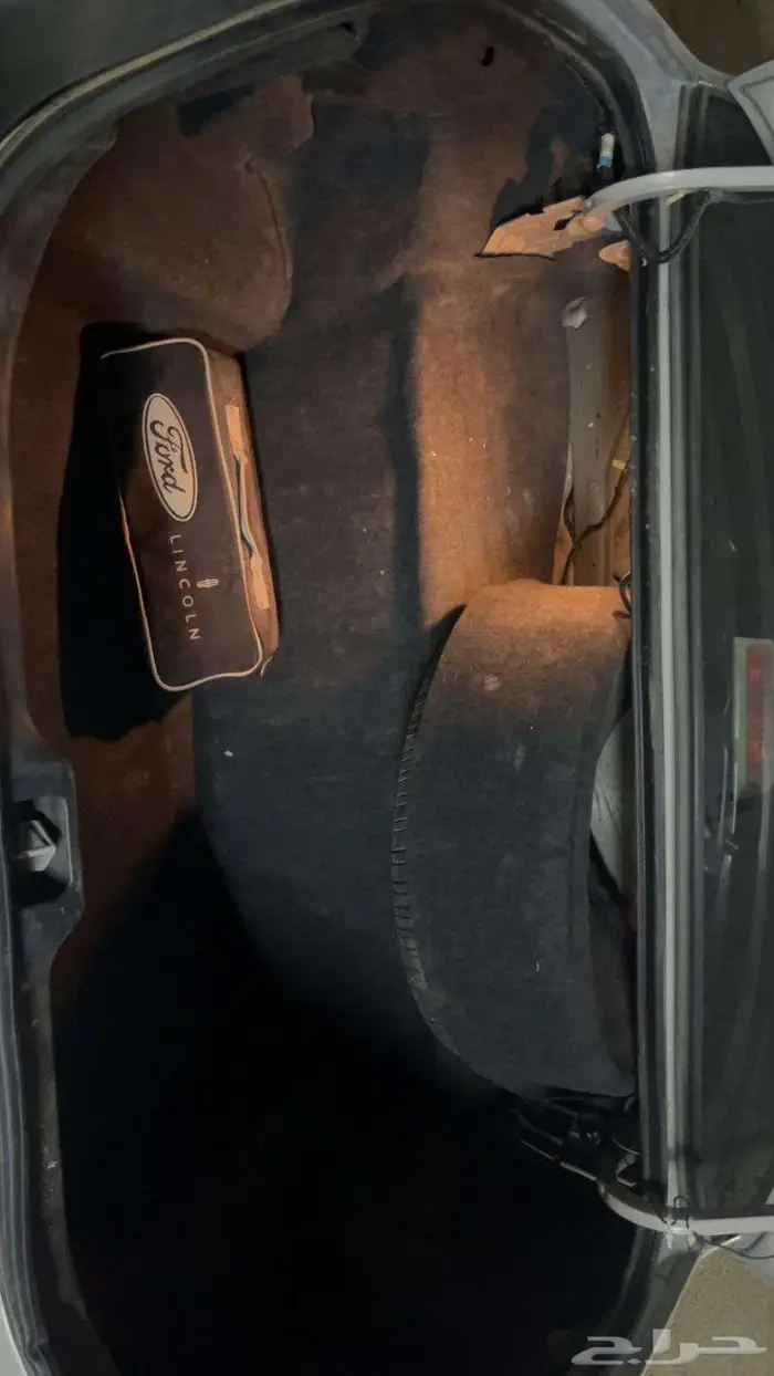 فورد كراون فكتوريا 2012 8