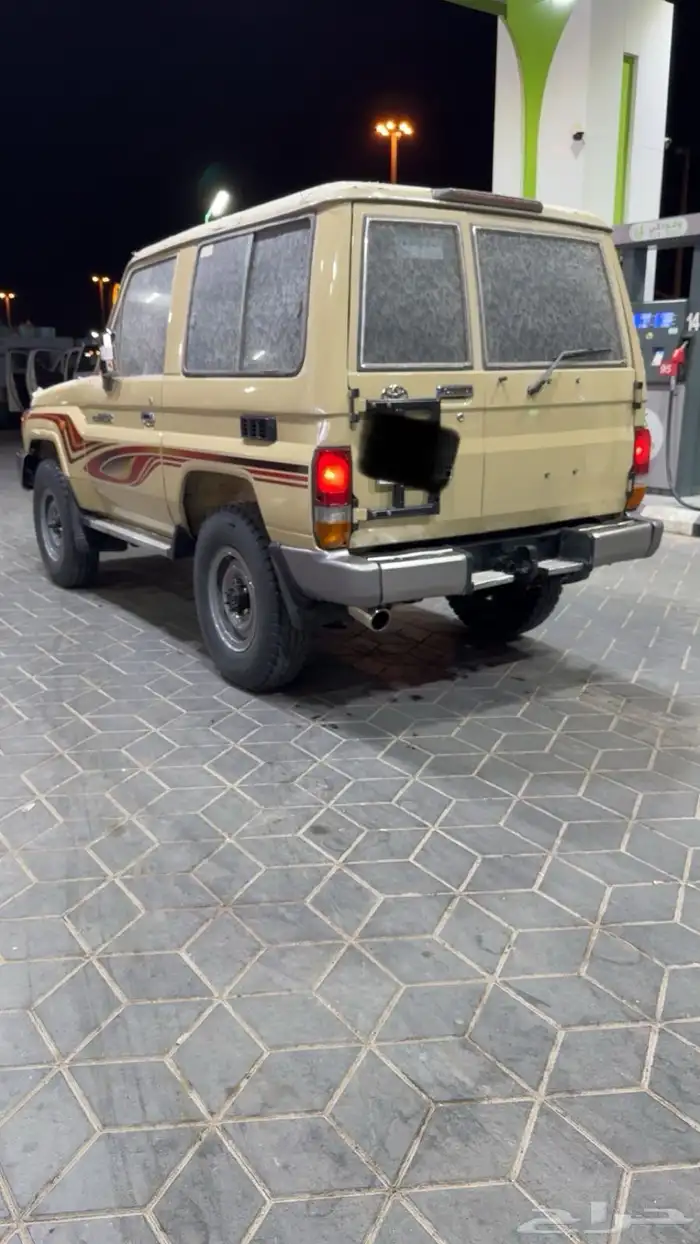 للبيع جيب ربع 2013 6