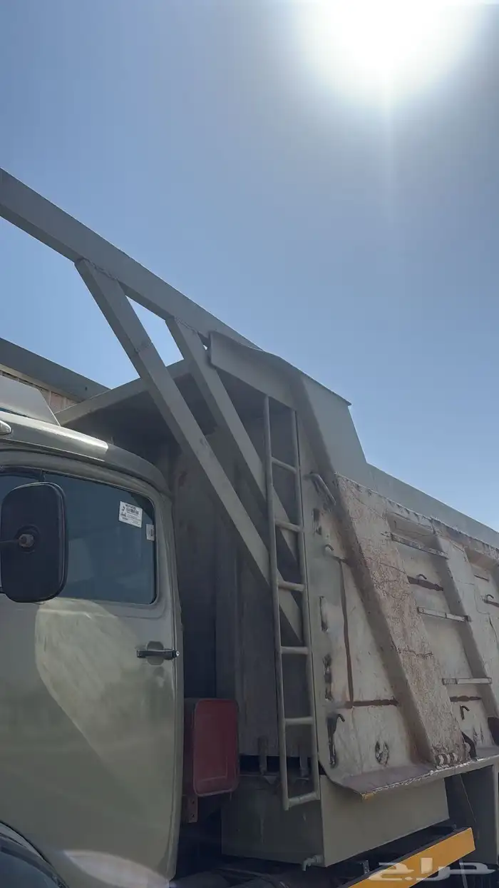 صندوق قلاب للبيع نظف جدا 3