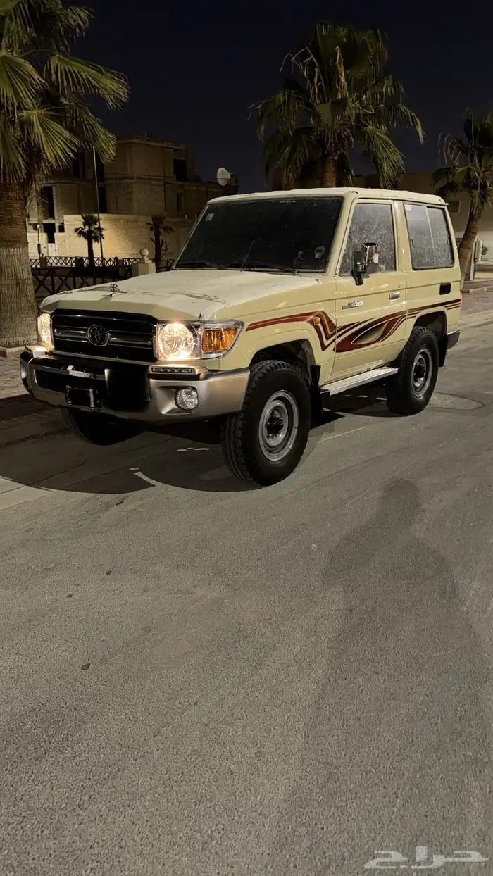 للبيع جيب ربع 2013 2