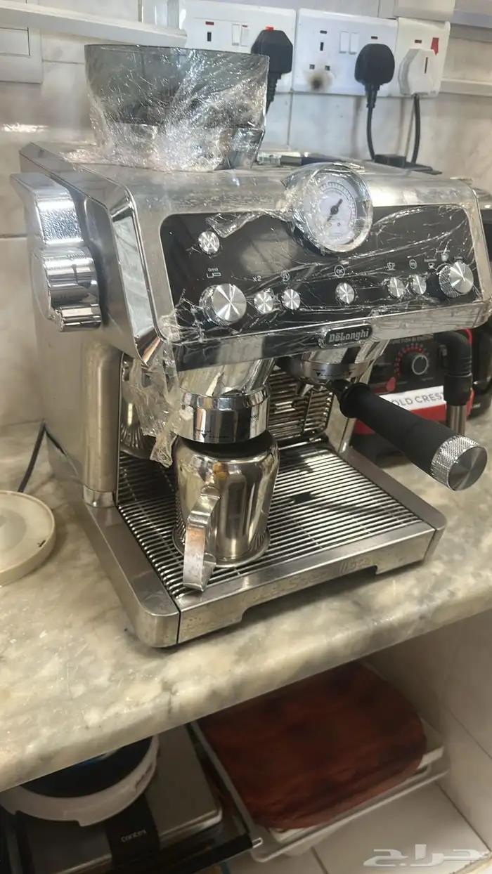 اثاث كوفي وحلويات ثلاجات ومكينه كوفي 3