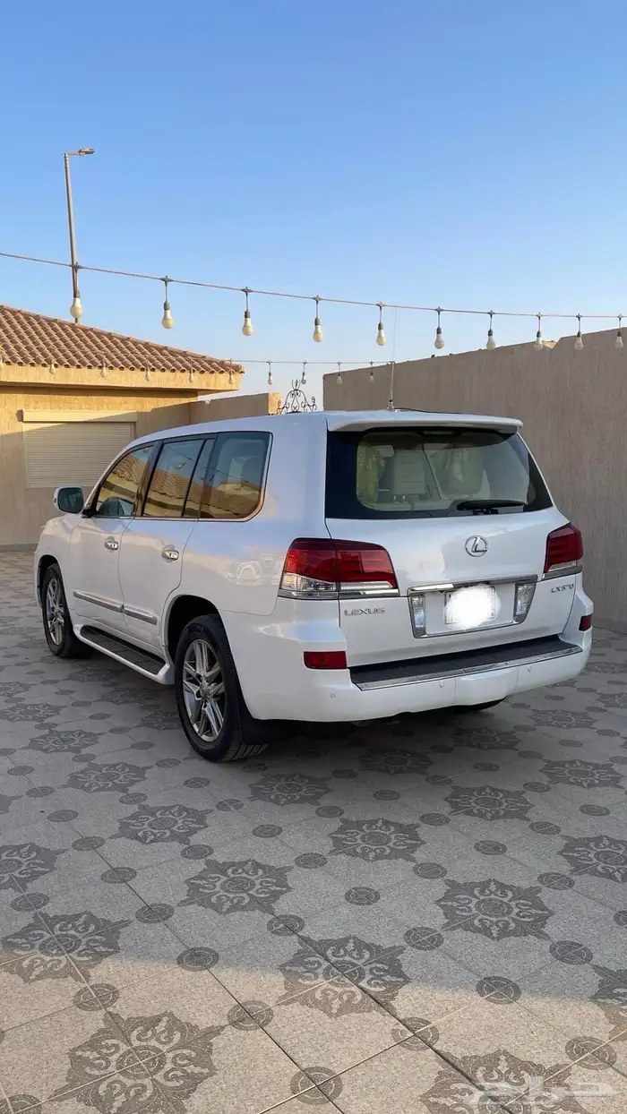 جيب لكزس 2012 3