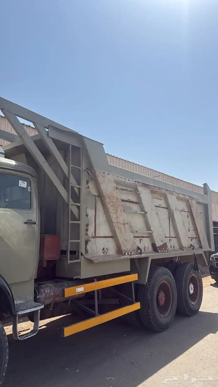 صندوق قلاب للبيع نظف جدا 5