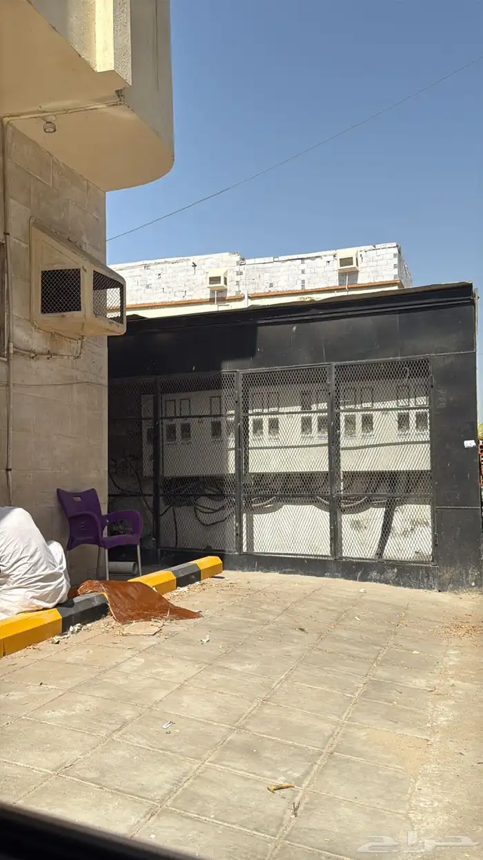 عمارة للبيع في حي الفيصلية 1