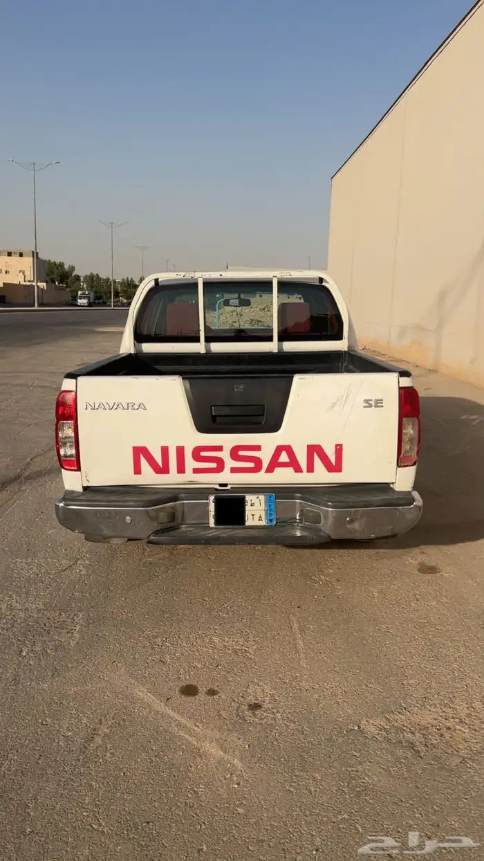 نيسان نيفارا 19