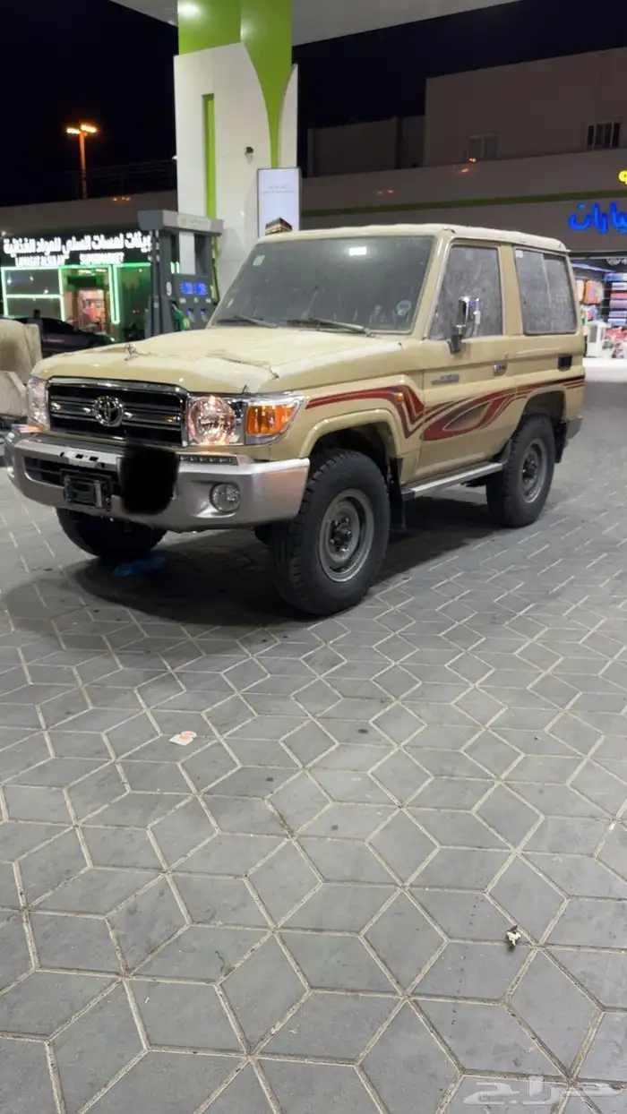 للبيع جيب ربع 2013 0