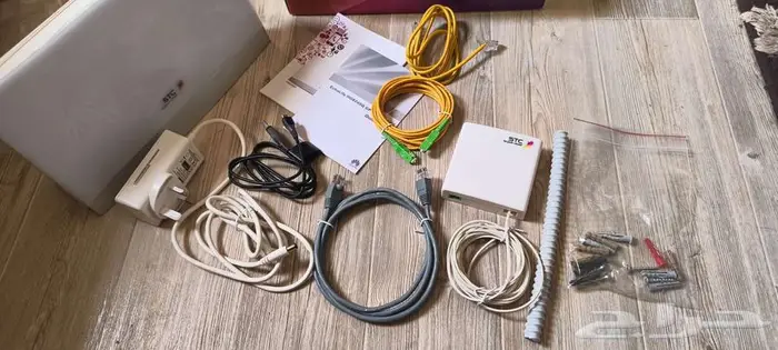 للبيع عدد اثنين اجهزة راوتر فايبر 17