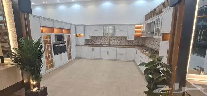 معرض مطابخ ومغاسل للبيع بكل محتوياته 2
