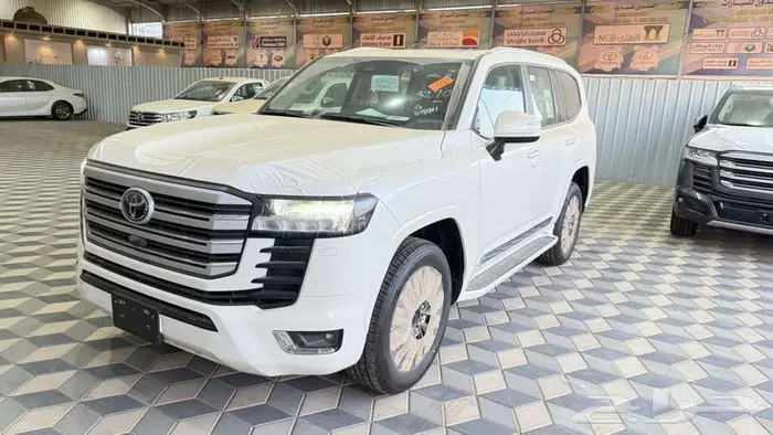 تويوتا GXR-L4 ديزل 2025 1