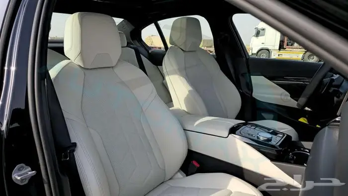 2026 BMW 5-SERIES 520i 2.0T RWD GCC 0Km 15