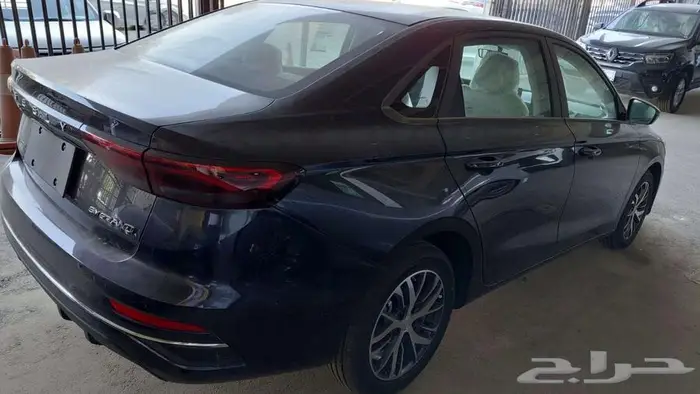 جيلي امجراند موديل 2025 3