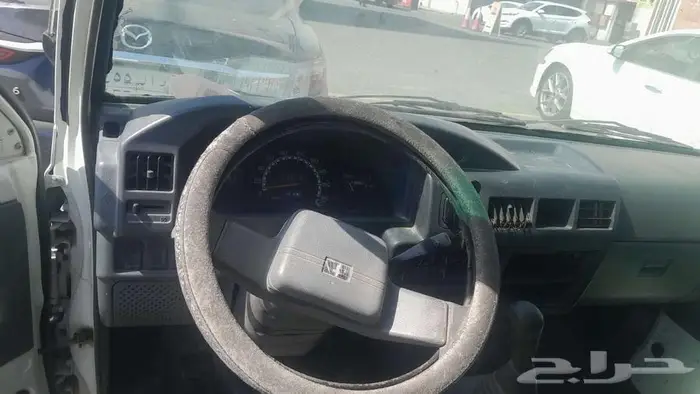 ميتسوبيشي باص بضاعة 2012 2