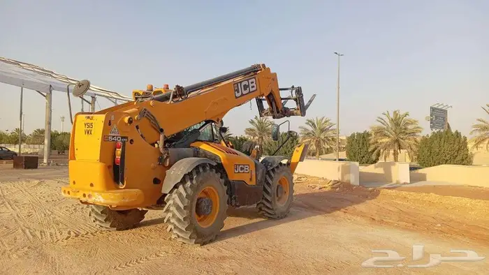 تليهندر لفت 17 متر. مورلو جي سي بي 0