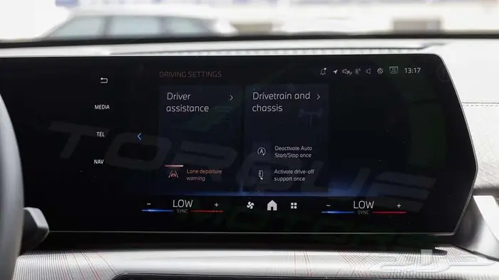 2026 بي ام دابليو اكس 2 SDRIVE 25i M اصفار مع ضمان 10