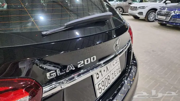 مرسيدس GLA250 2020 مخزن 24