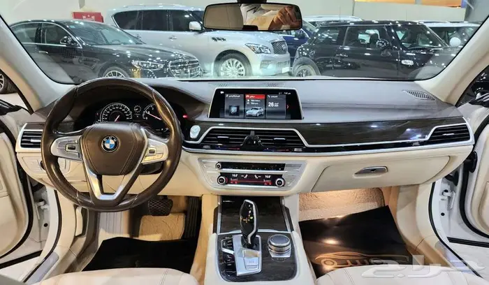 BMW 730 2018 ممشى قليل 12