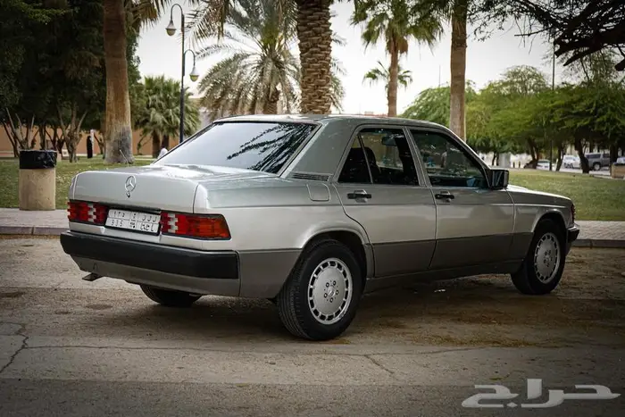 مرسيدس E190 موديل 1991 2