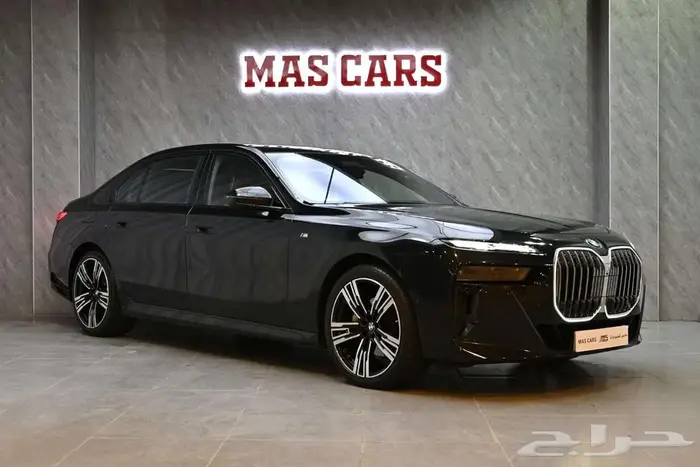 بي ام دبليو 735i M KIT 2023 وارد سعودي 2