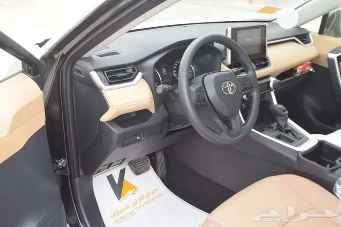 تويوتا راف فور LE استاندر بنزين 2025 سعودي 7