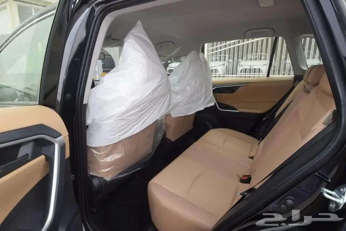 تويوتا راف فور LE استاندر بنزين 2025 سعودي 8